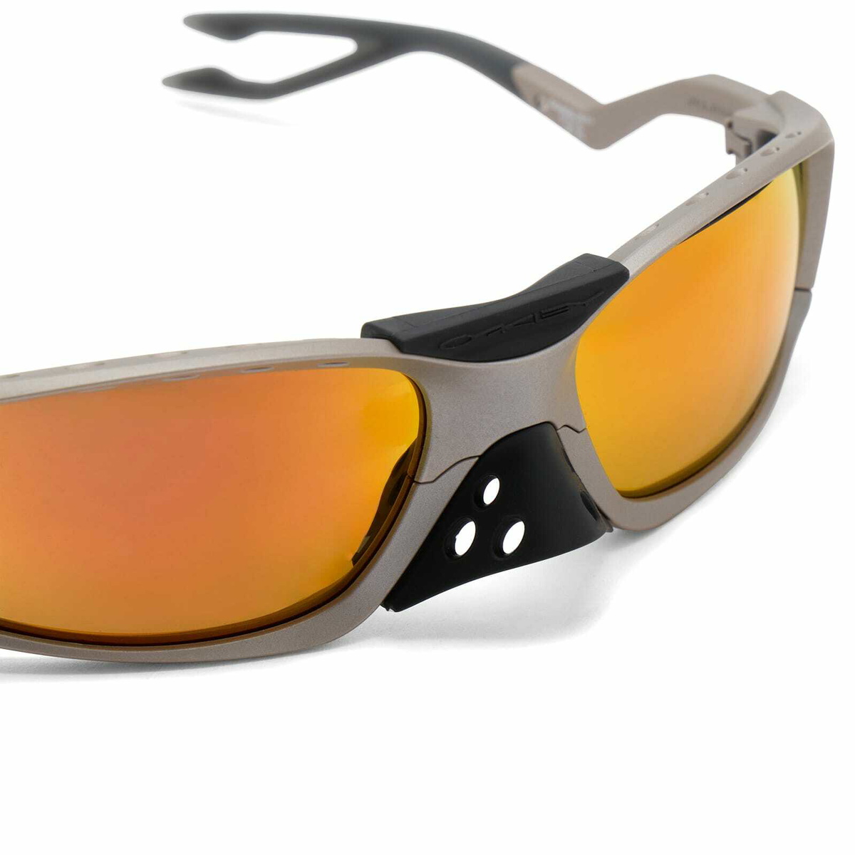 Oakley Plantaris SQ Sunglasses in Titanium/Prizm Ruby 