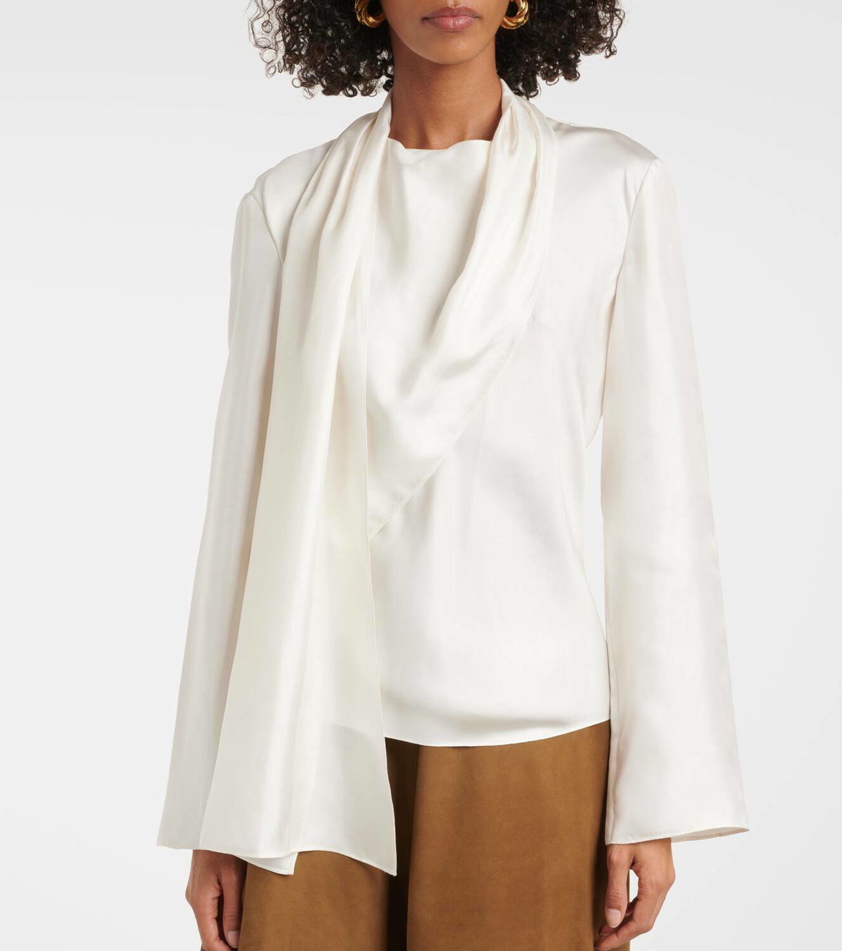 ＜rokh＞SCARF WRAP BLOUSE Róhe Scarf-detail silk foulard blouse Róhe