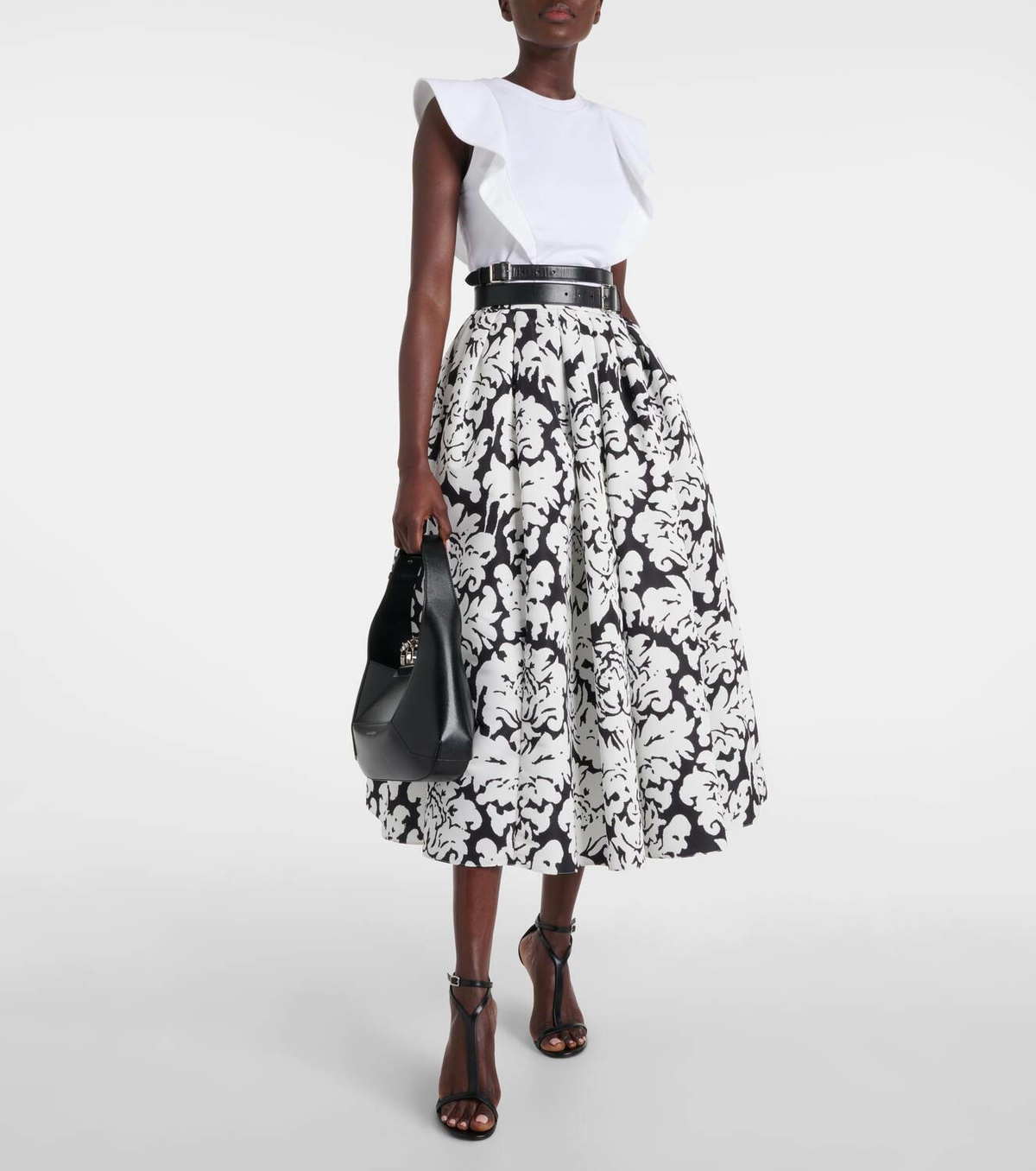 【関税&送料込】Alexander Mcqueen Midi Skirt Alexander McQueen Pleated Midi Skirt | Black | FARFETCH