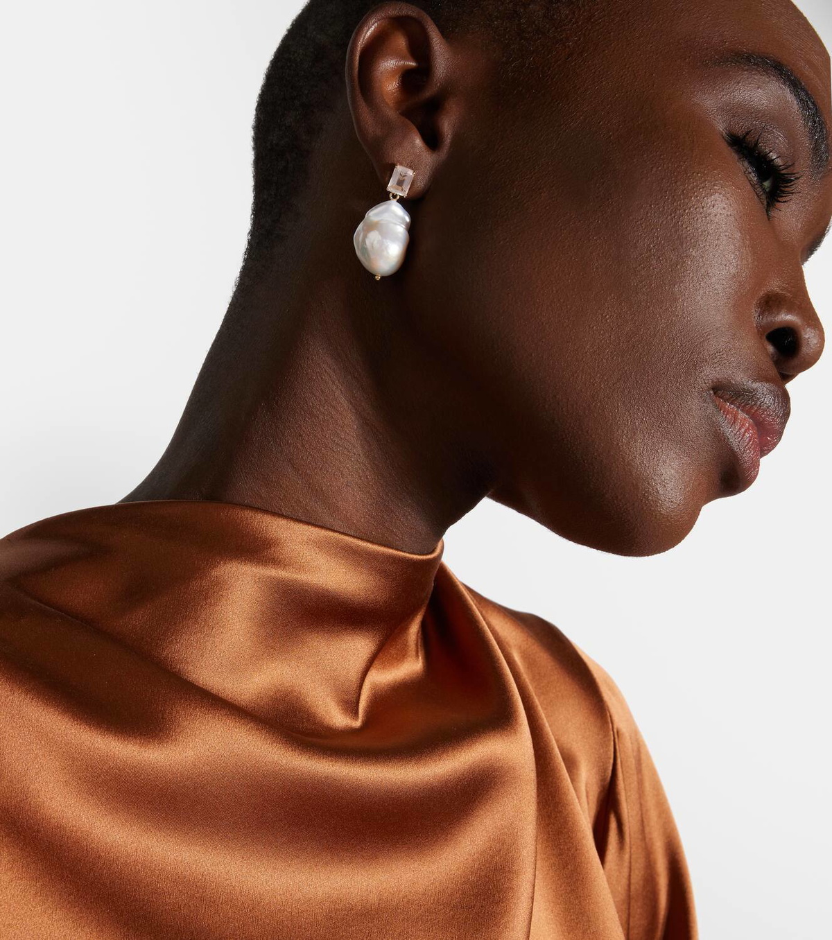【MATEO】14-karat gold, pearl and rose quartz イヤリング MATEO 14-karat gold, pearl and rose quartz earrings | NET-A