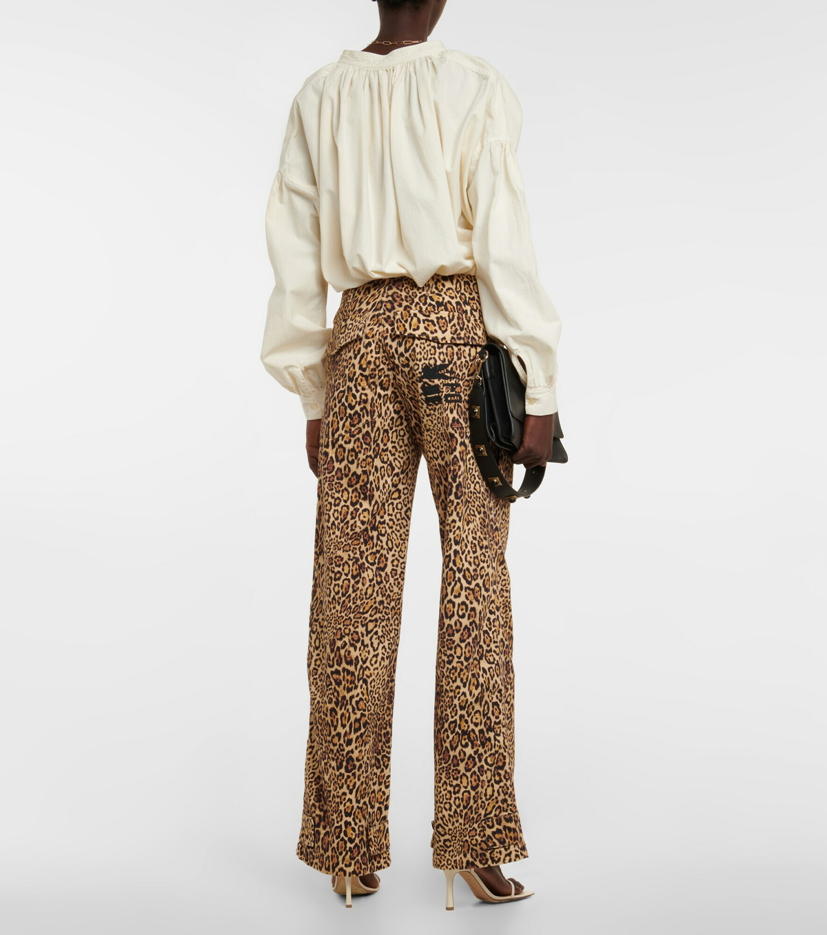 Ejiro Crocodile Print Pants Set