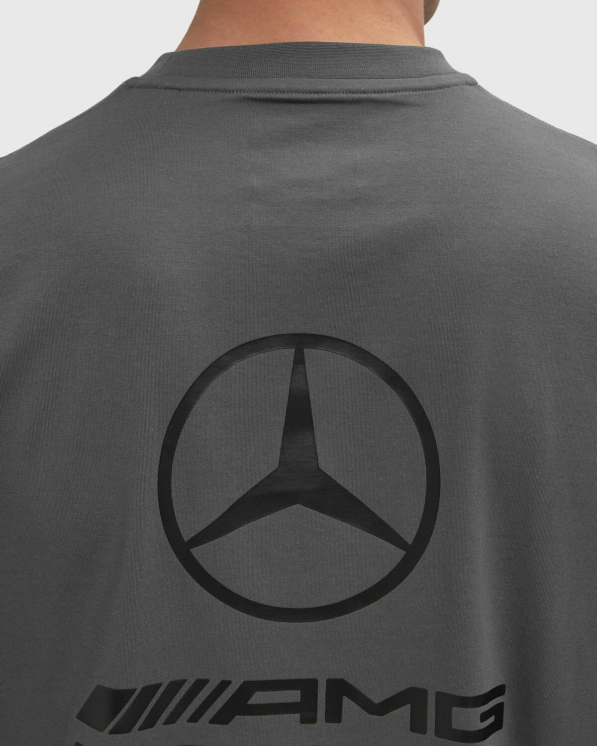 X Mercedes - AMG PETRONAS FORMULA 1 TEAM LOGO STACK SHORT SLEEVE TEE
