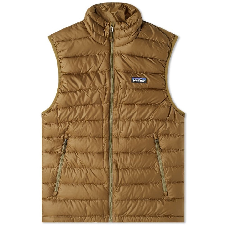 Photo: Patagonia Down Sweater Vest Green