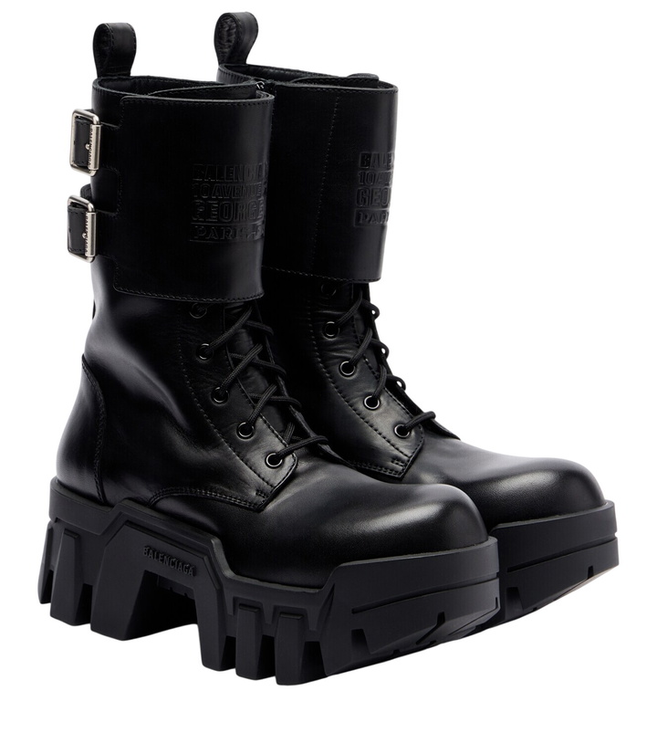 Photo: Balenciaga Bulldozer 25 leather platform combat boots