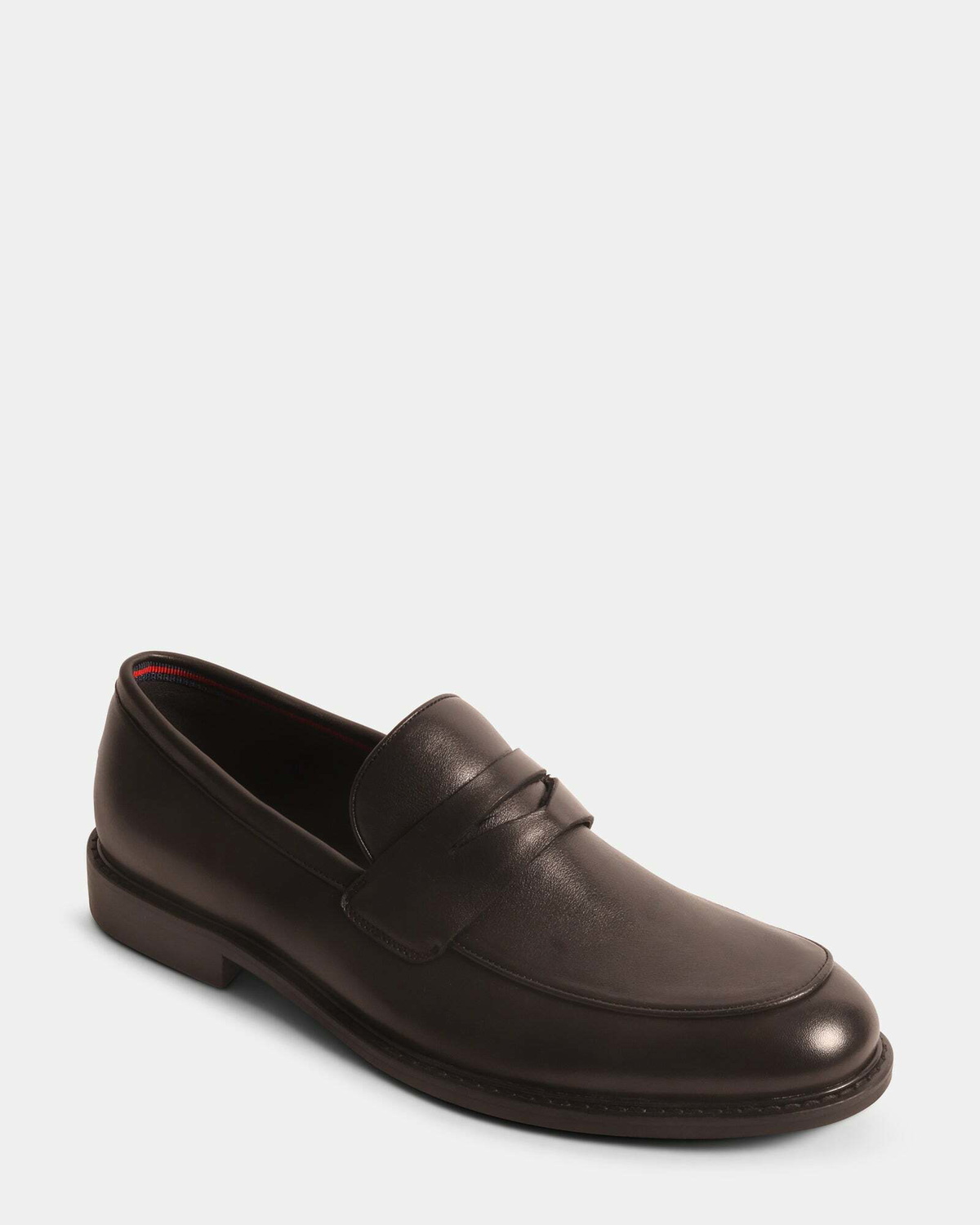 Steve Madden Esteban Loafers in Black