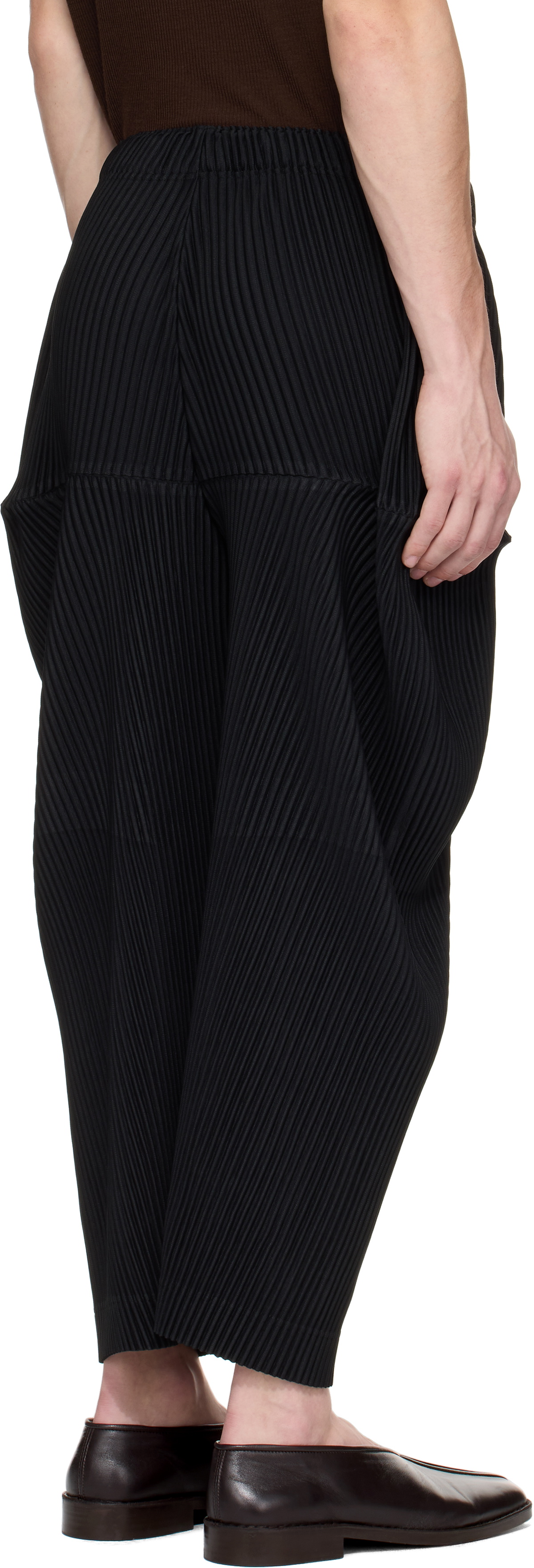 HOMME PLISSE KINETIC SCULPTURE HOMME PLISSÉ ISSEY MIYAKE