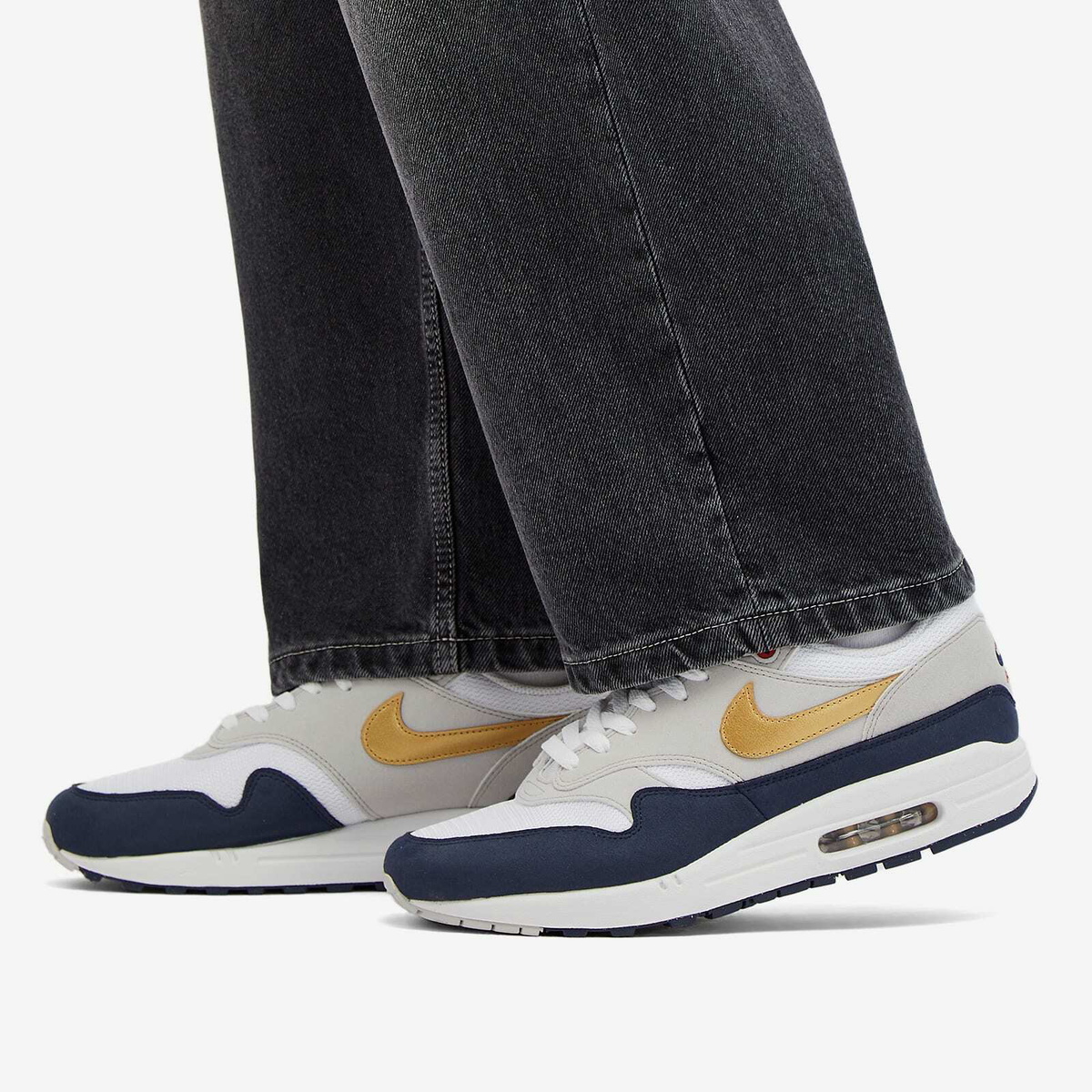 nike air max 1 yellow blue