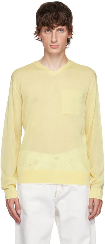 Photo: JACQUEMUS Yellow La Casa 'La maille Paseo' Sweater