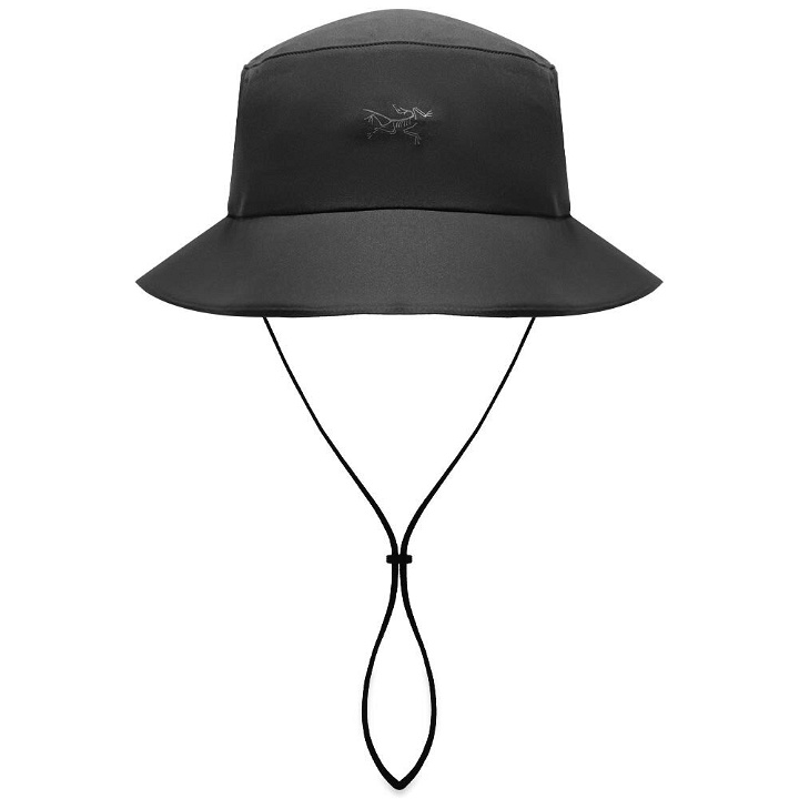 Photo: Arc'teryx Men's Sinsolo Bucket Hat in Black