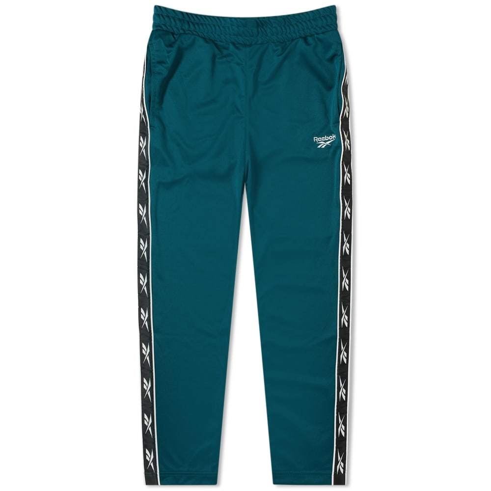 Reebok Embroidered Logo Joggers in Dark green. Chalk embroidery