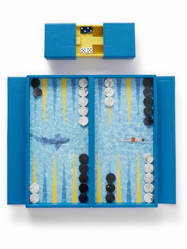 Photo: Alexandra Llewellyn - Swimming Pool Travel Pebble-Grain Leather Backgammon Set
