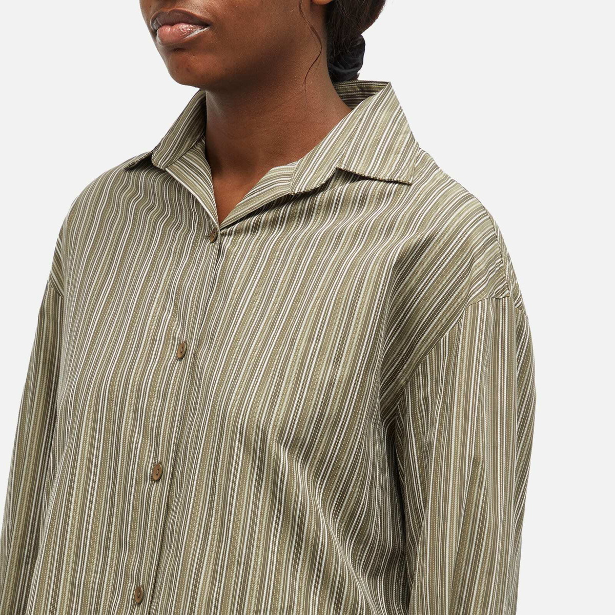 Faithfull The Brand Women's En Vau Stripe Shirt in Khaki Stripe