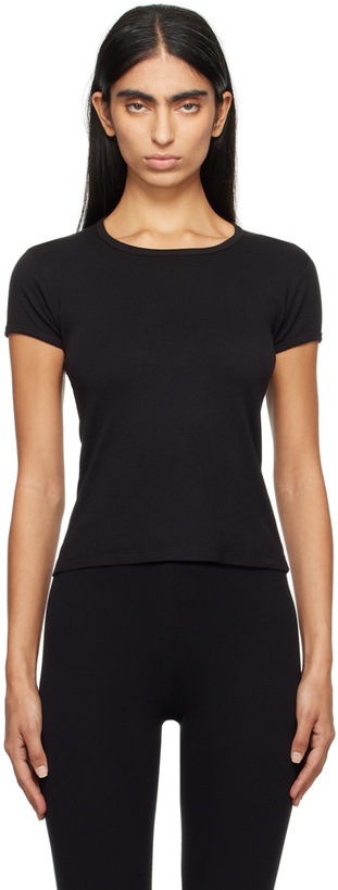 Photo: Gil Rodriguez Black Bellevue T-shirt