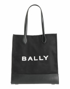Bally Womens Shoulder bag in Black