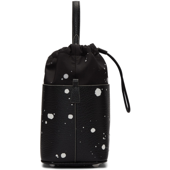 【MAISON MARGIELA】 5AC BUCKET BAG Maison Margiela - 5AC Bucket Bag | HBX - Globally Curated