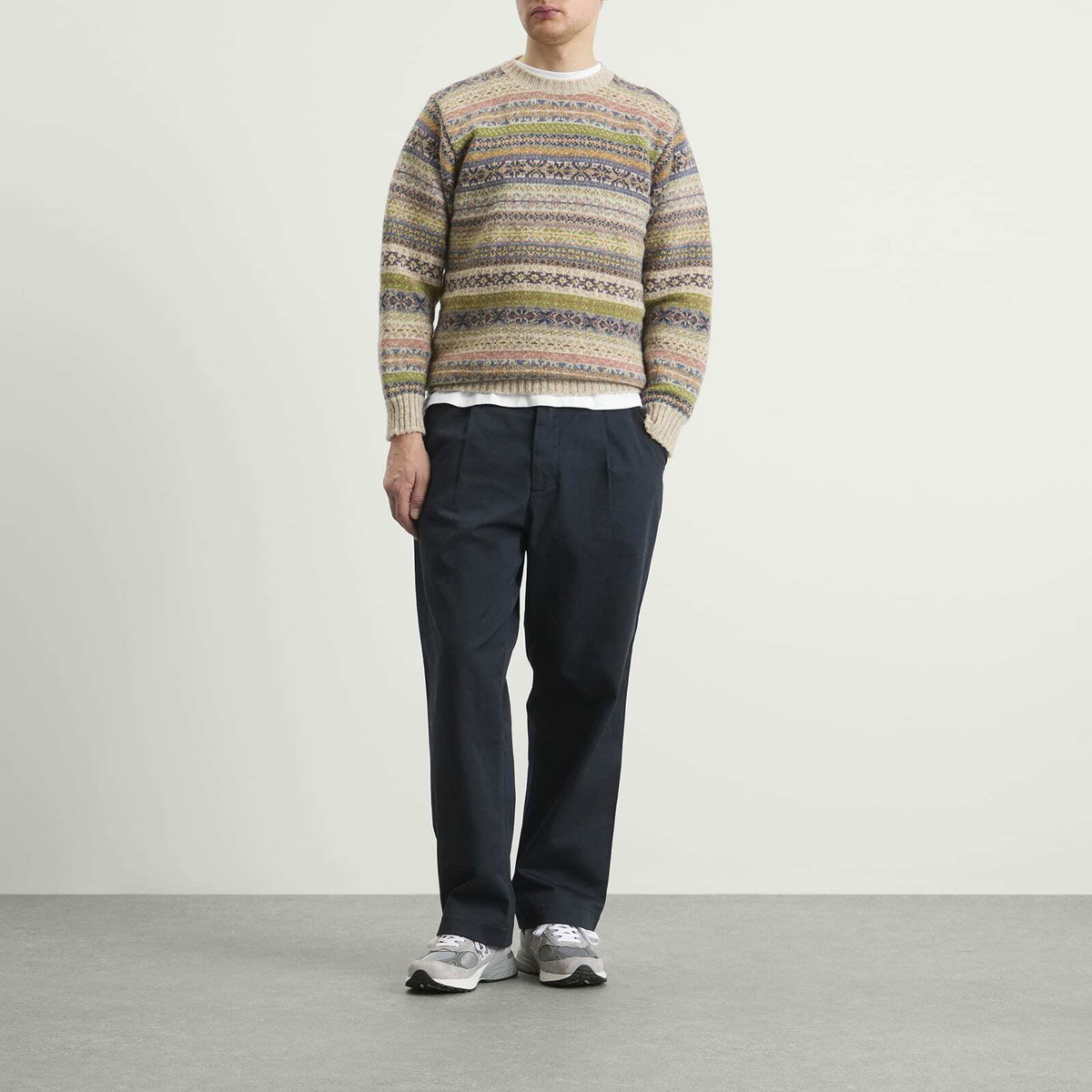 Jamieson's of Shetland Men's Jamiesons of Shetland Fair Isle Crew Knit in White/Green &Pink