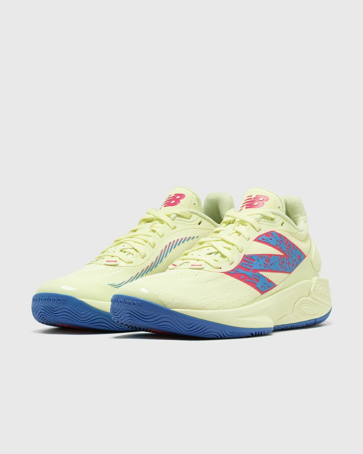 New Balance 2WY yellow Mens Basketball/High-& Midtop New Balance