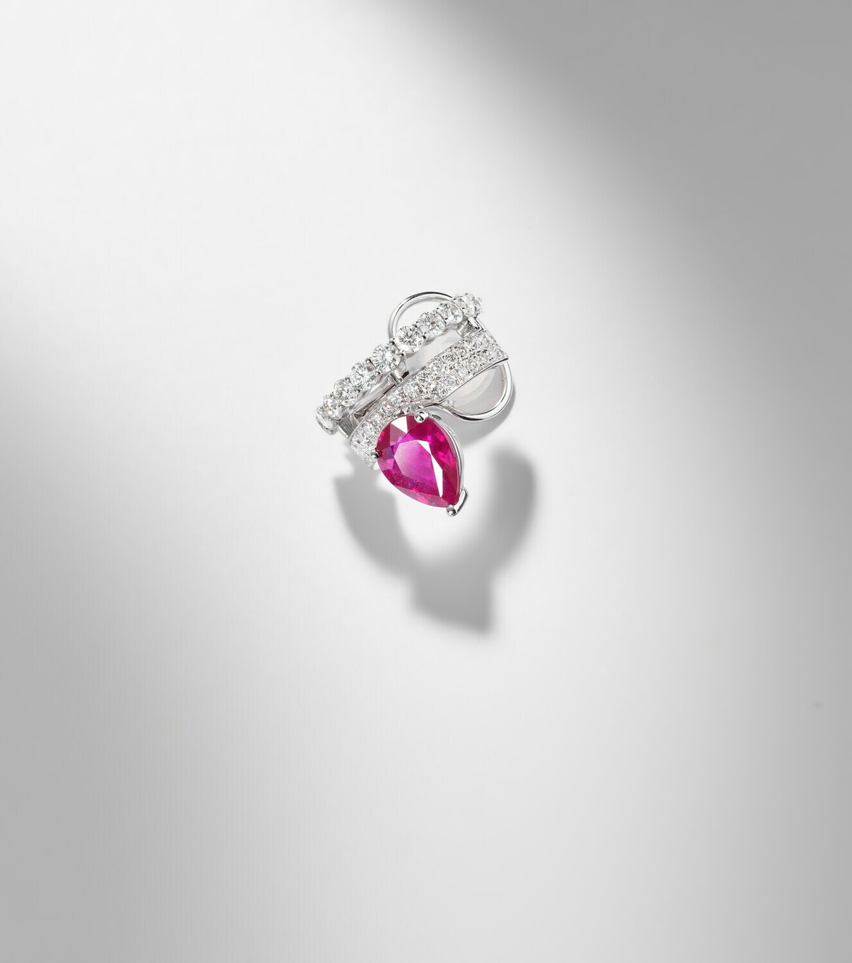 Yeprem 18kt white gold (750/1000) single clip-on earring with ruby and diamonds