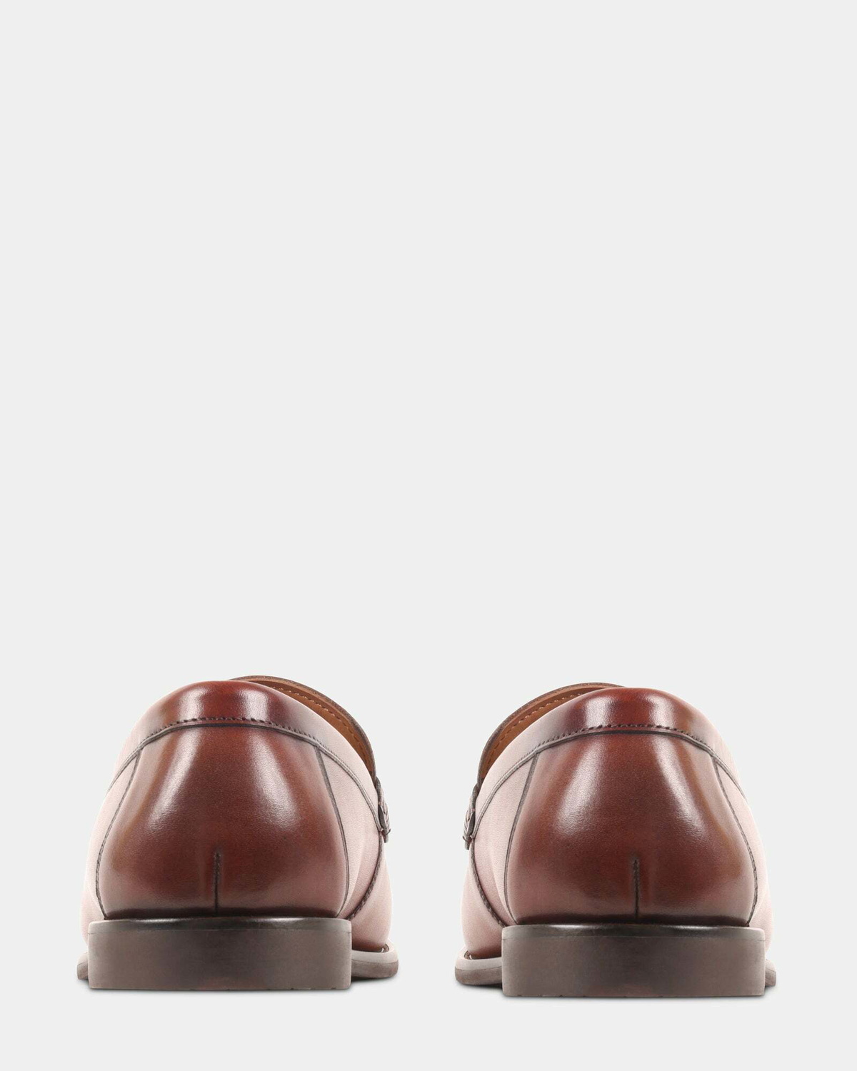 Steve Madden Olanta Dress Shoes in Tan