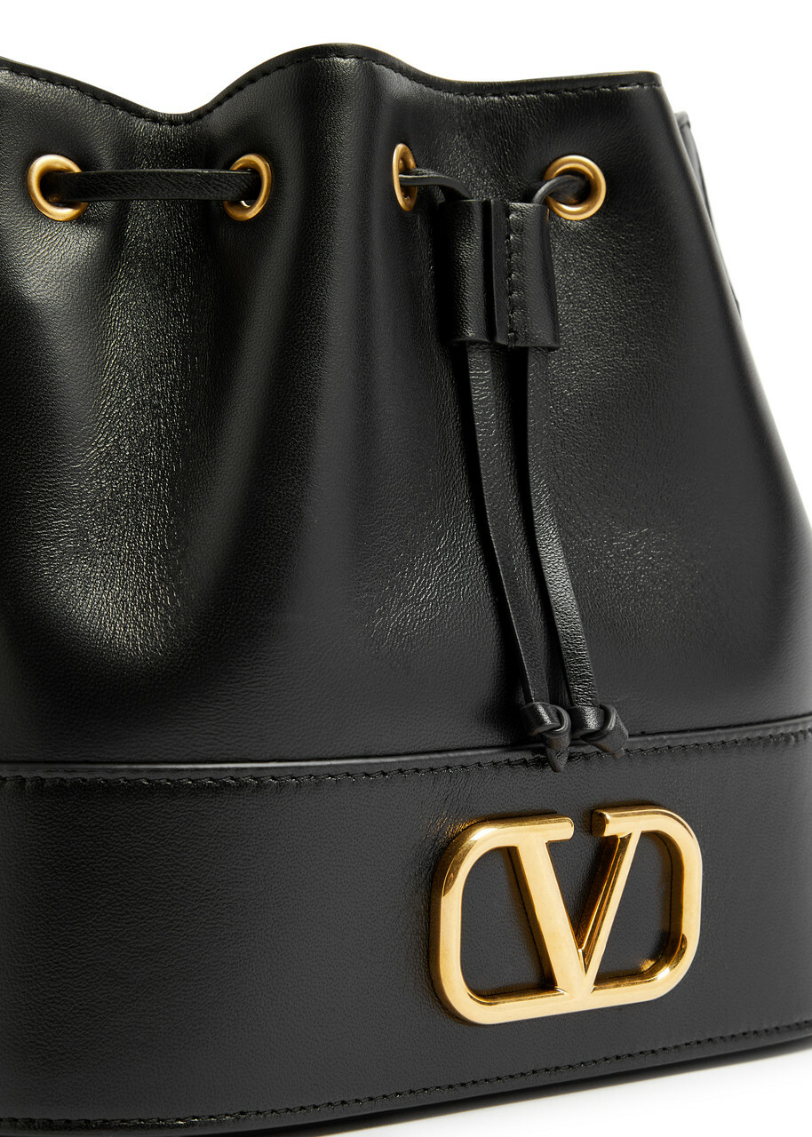 Valentino Garavani VLogo Leather Bucket bag - Black - One