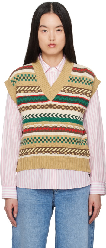 Photo: Weekend Max Mara Tan Vicino Vest