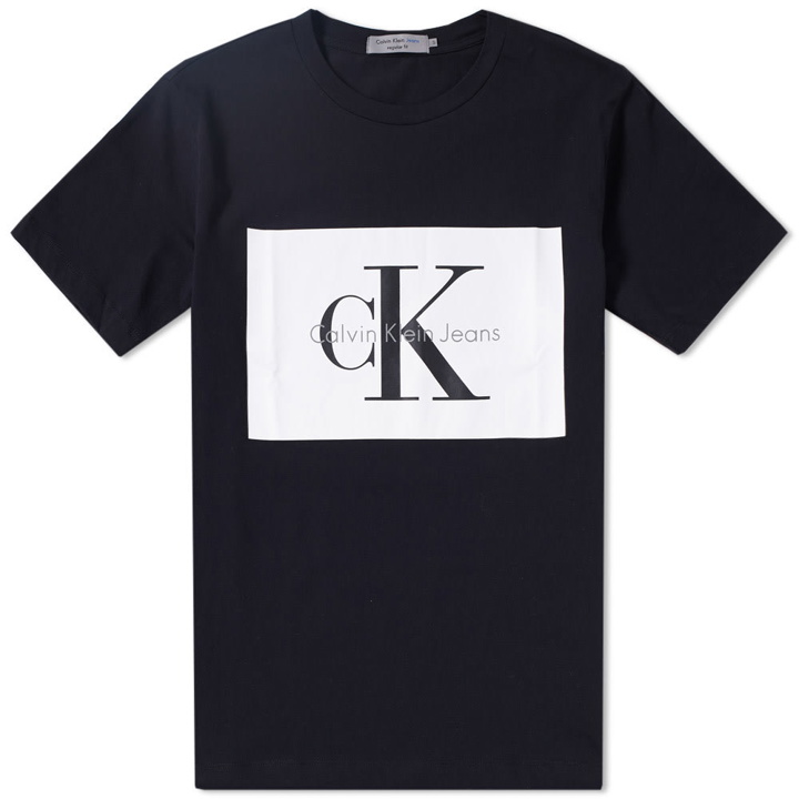 Photo: Calvin Klein Box Logo Tee Black