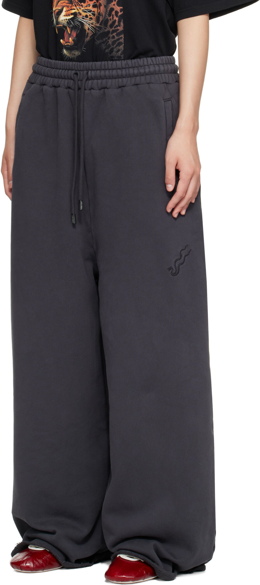 LU'U DAN Gray Raw-Cut Bontan Sweatpants