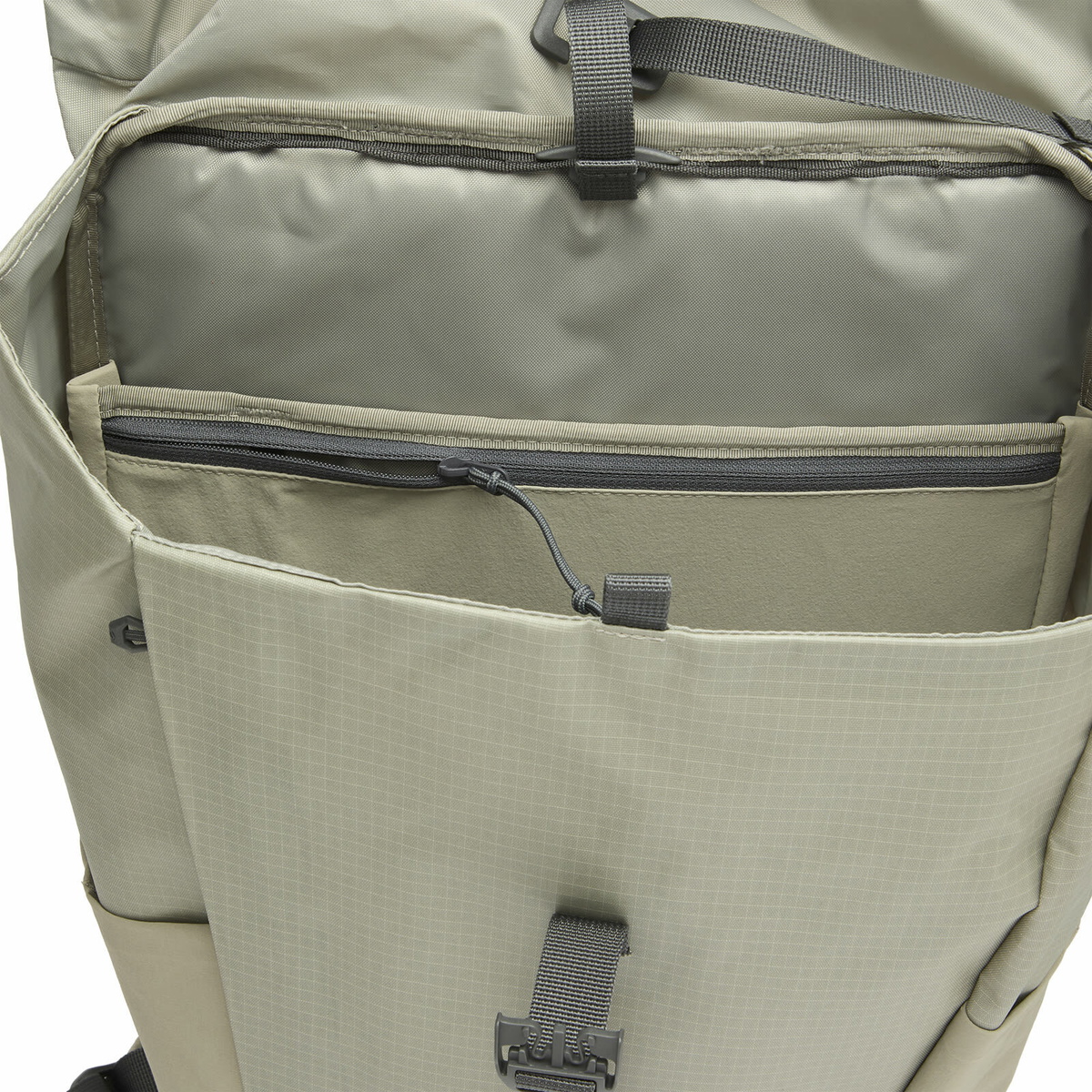 Montane Men's Transition Backpack 18L in Ridge 
