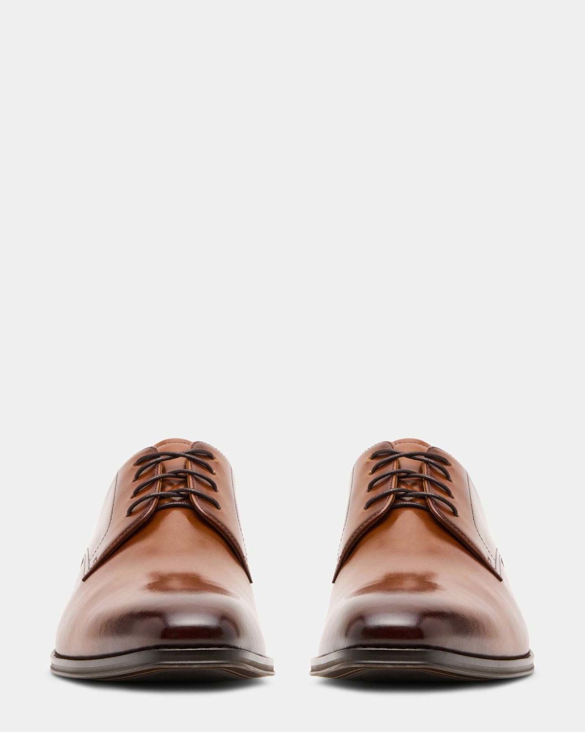 Steve Madden Parscal Dress Shoes in Tan