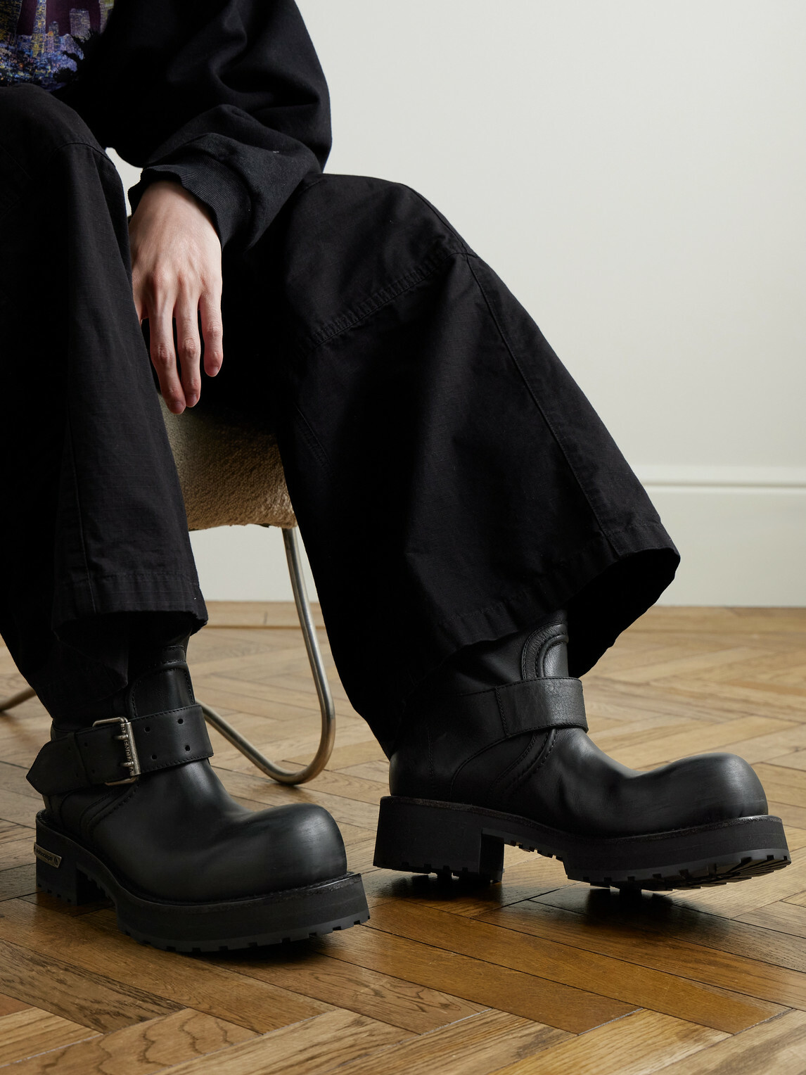 Balenciaga - Venom Logo-Debossed Distressed Leather Boots - Black