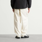 Goldwin Men's Twill Easy Trousers in Ivory