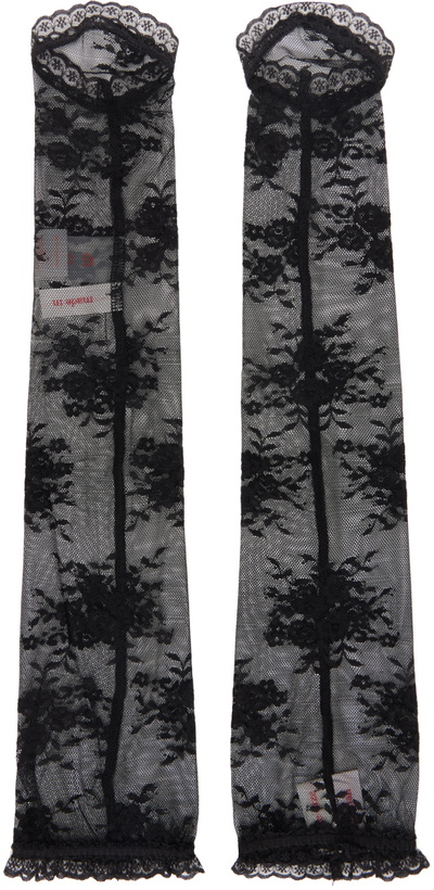 Photo: Yuhan Wang Black Lace Arm Warmers