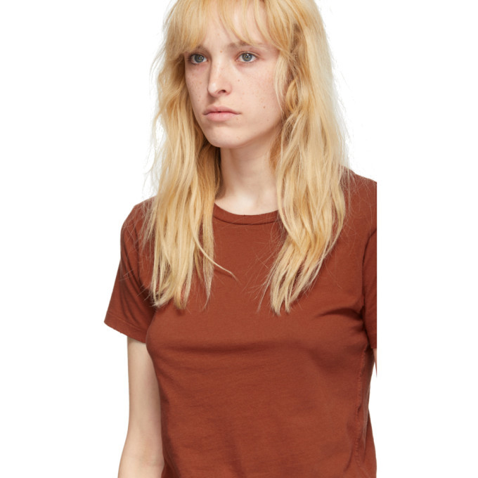 Amo Red Babe T-Shirt