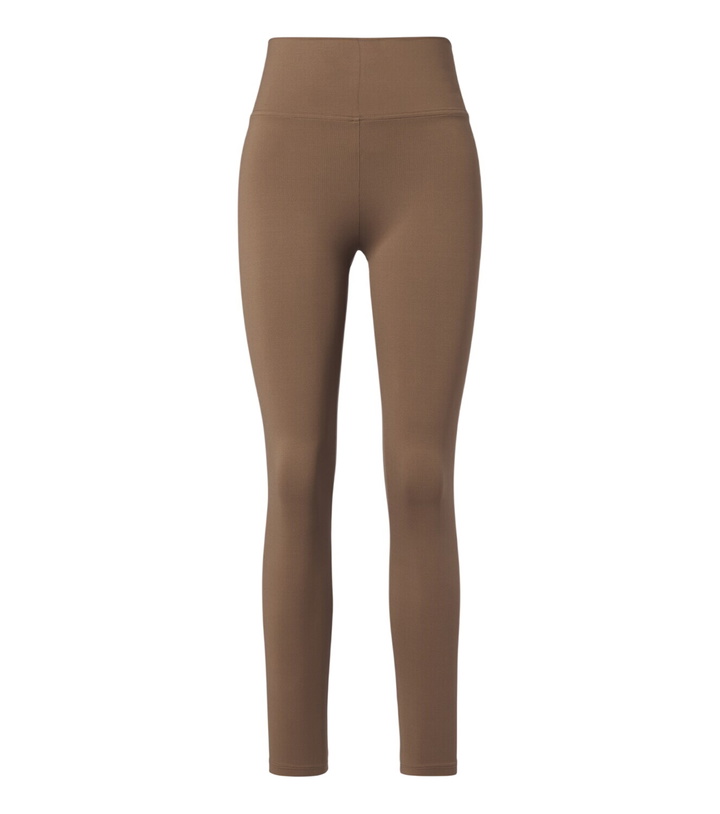 Photo: Norba Essential leggings