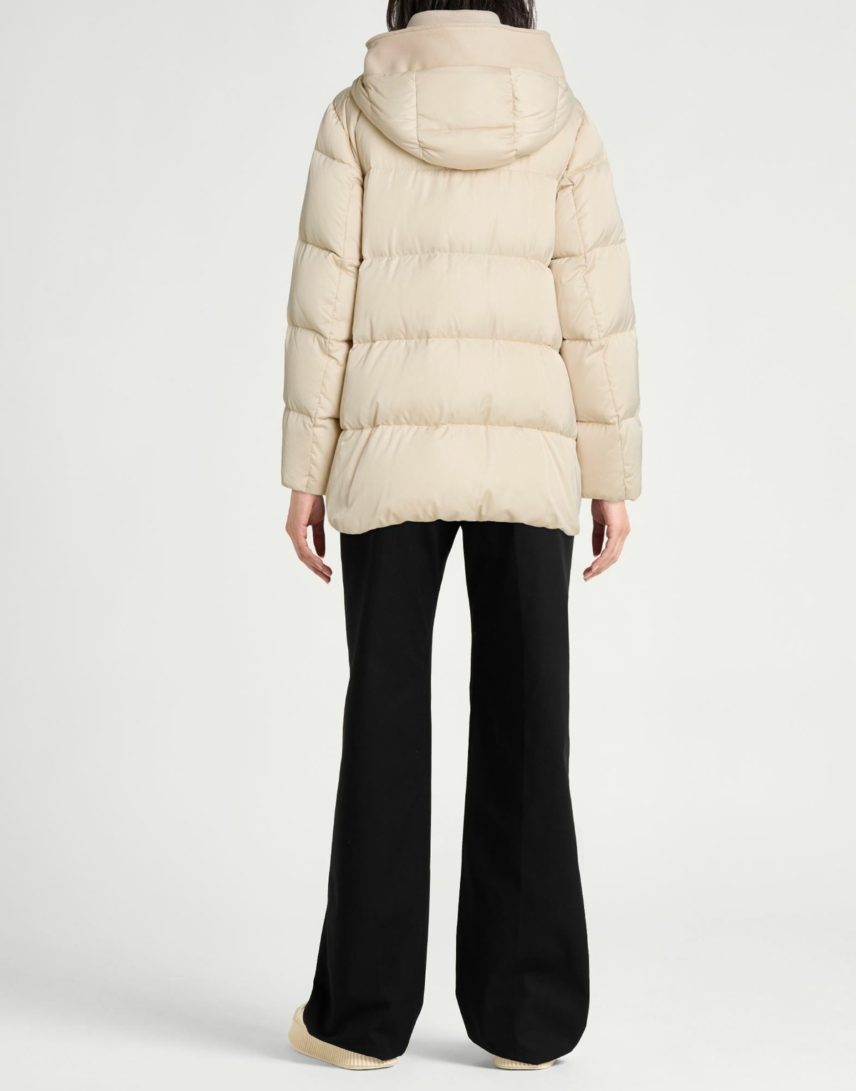 Peserico Womens Puffer in Beige