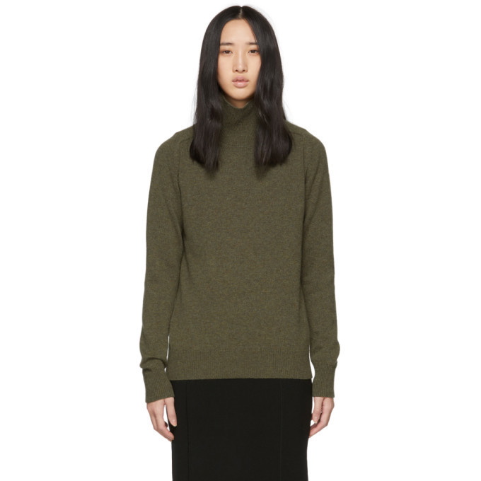 Photo: Victoria Beckham Green Cashmere Turtleneck