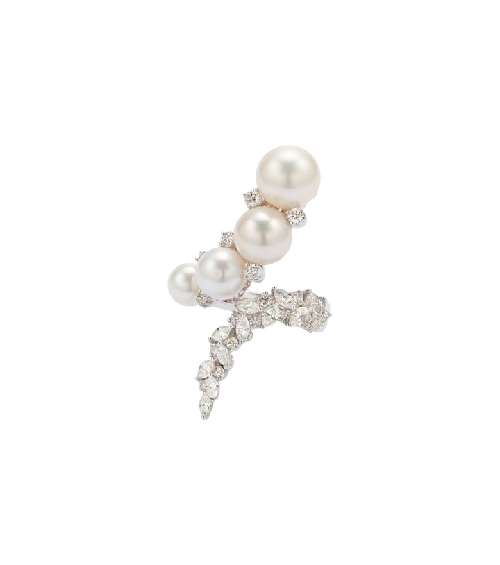 Photo: Yeprem Pearlescent 18kt white gold ring with diamonds and freshwater pearls
