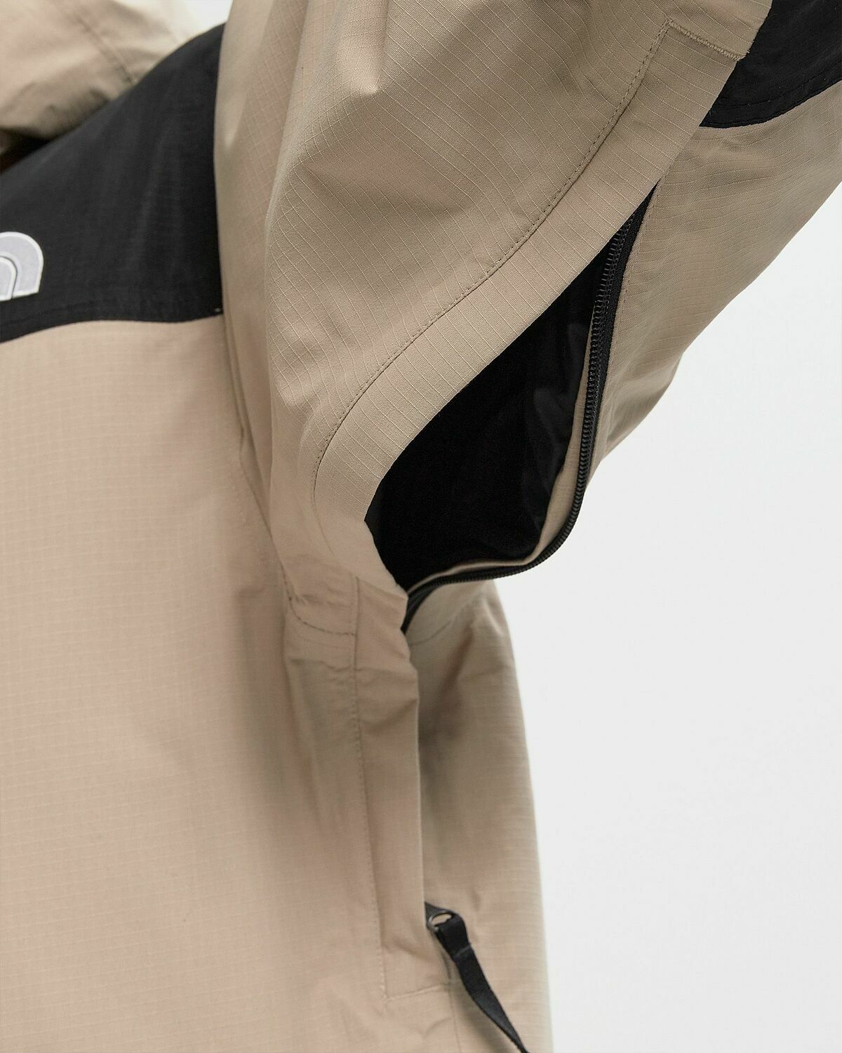 The North Face MOUNTAIN DOWN JACKET Beige Mens Down & Puffer Jacket