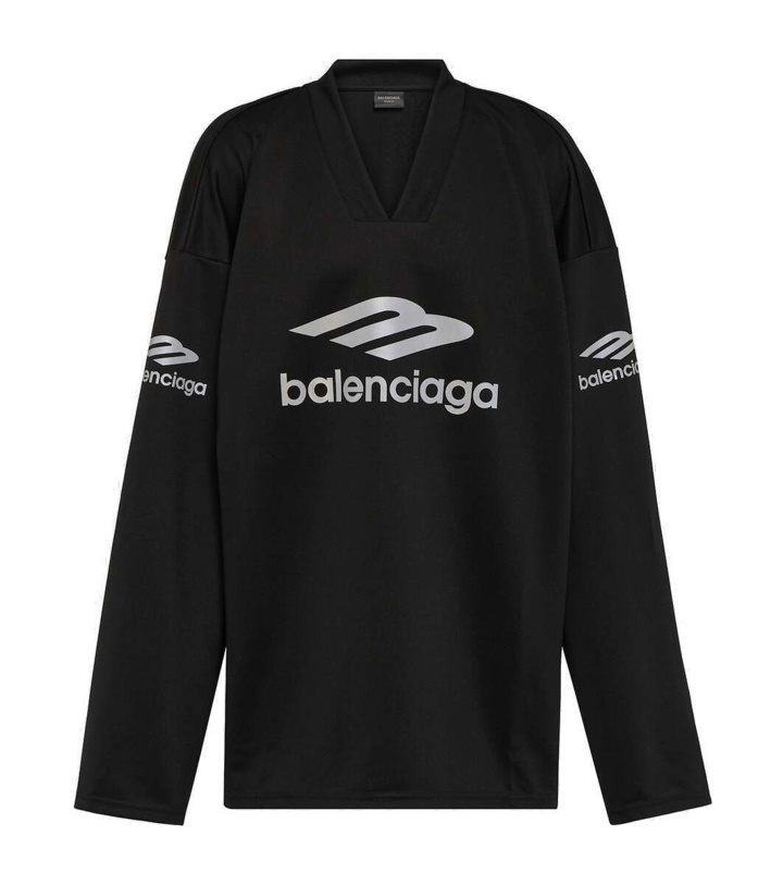 Photo: Balenciaga 3B Sports Icon oversized top