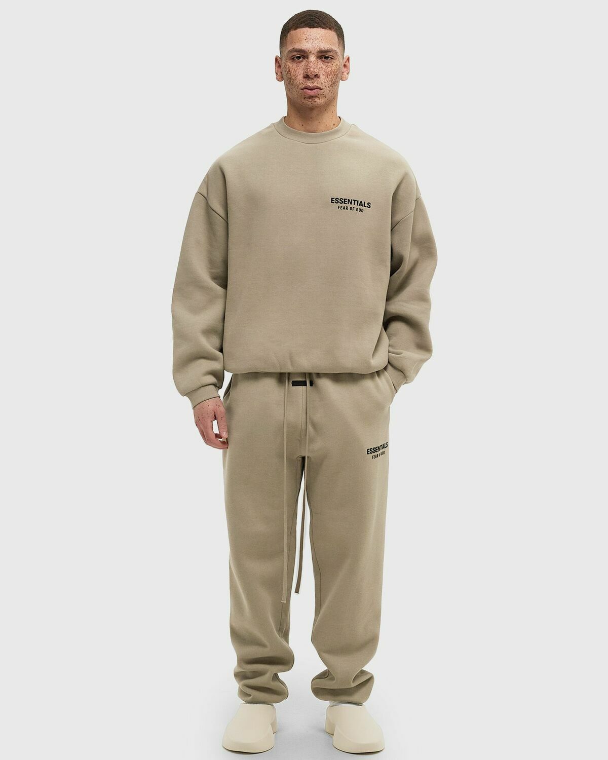 Fear Of God Essentials Fleece Essential Sweatpant Beige Fear Of God ...