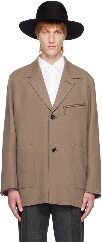 Photo: The Letters Brown Single-Breasted Blazer