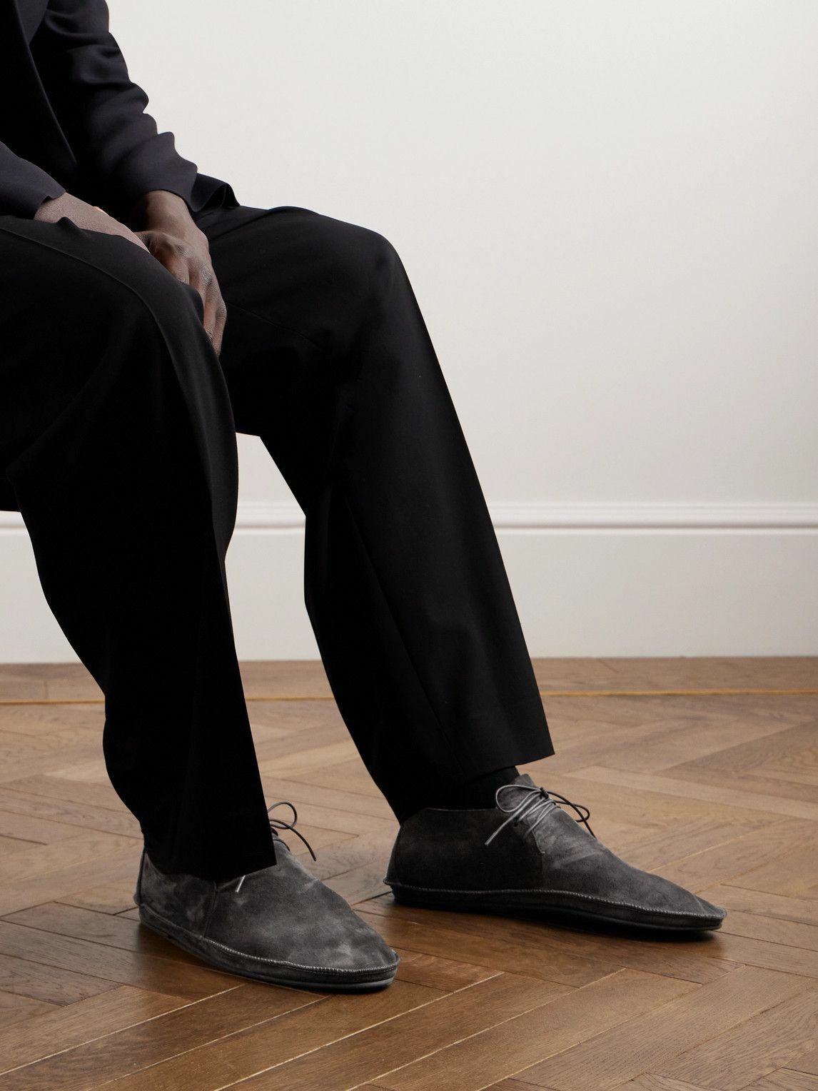 The Row - Tyler Suede Chukka Boots - Gray The Row