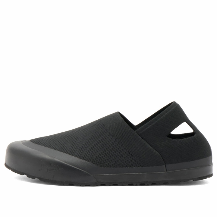 Photo: Arc'teryx Men's Kragg Aura Sneakers in Black/Black