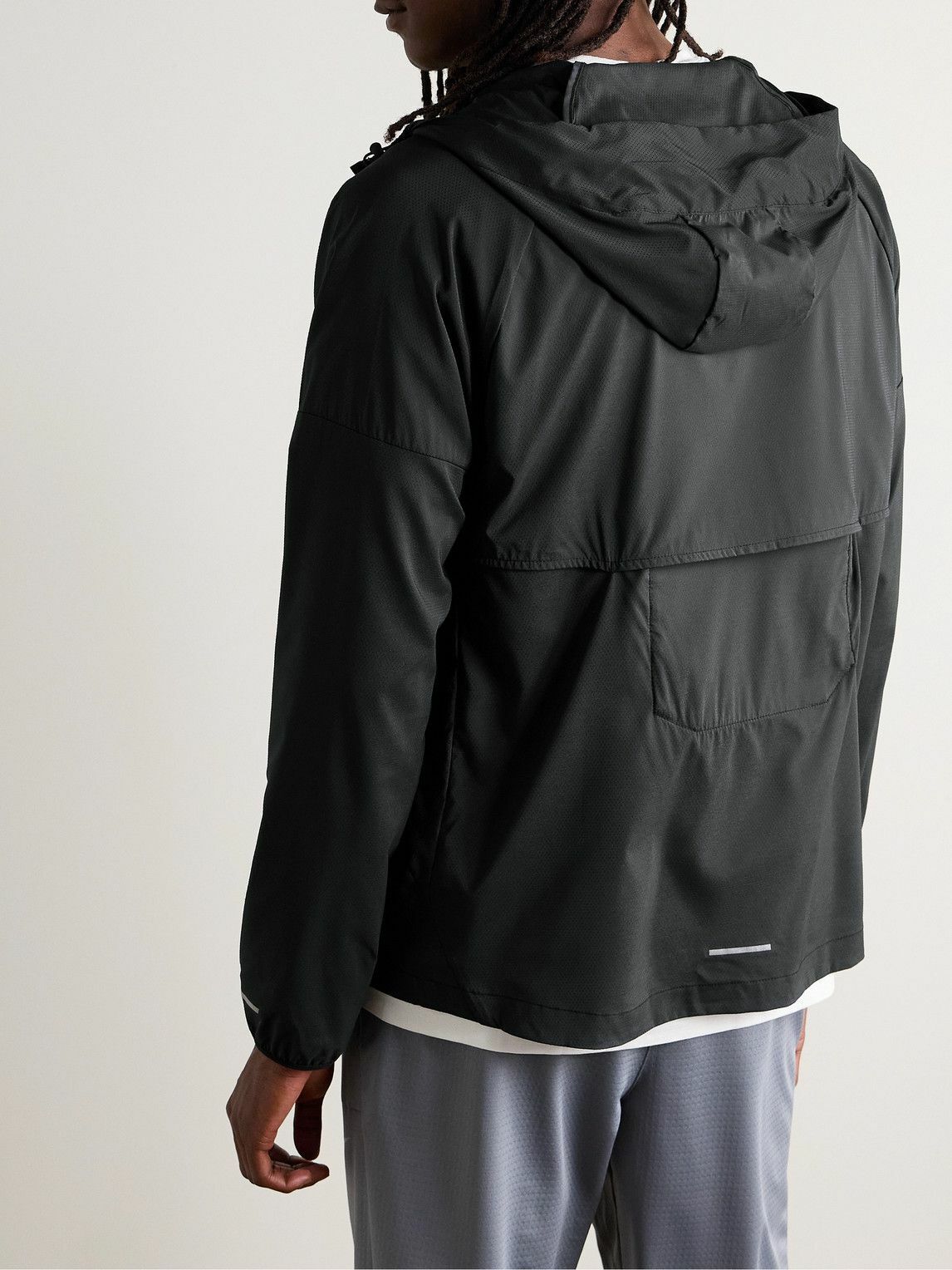 nike blackout repel jacket