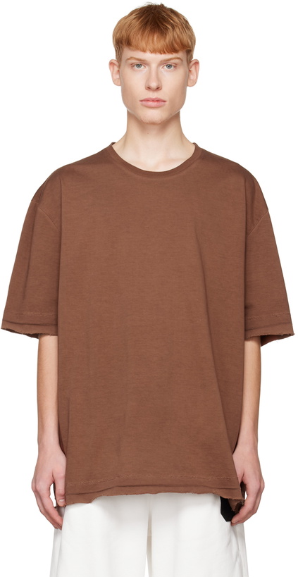 Photo: Maison Margiela Brown Raw Edge T-Shirt