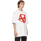 VETEMENTS White Oversized Anarchy Gothic Logo T-Shirt