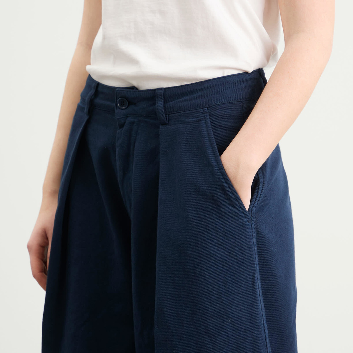 YMC Women's Deadbeat Trouser in Navy