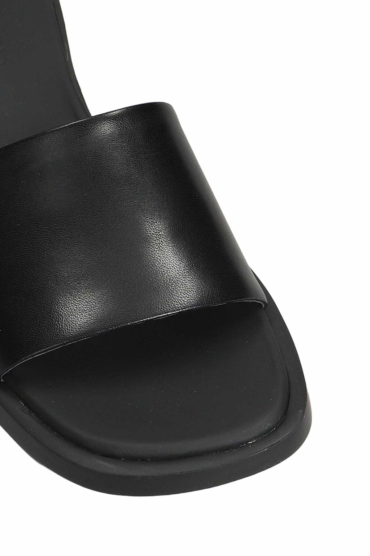 Camper Dana Flats In Black Leather