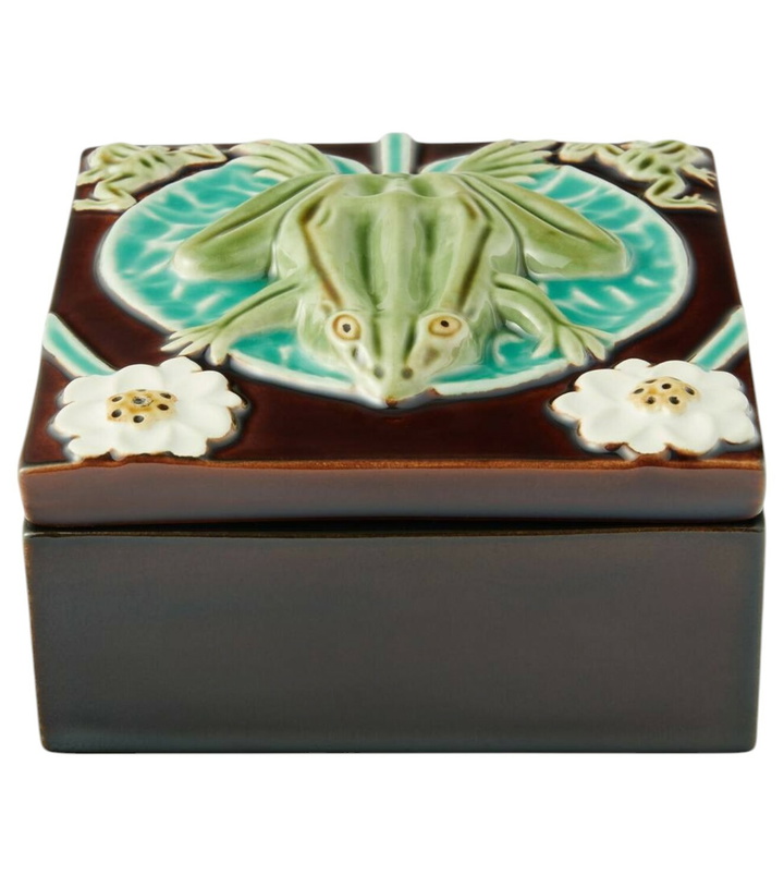 Photo: Bordallo Pinheiro Azulejo Frog box