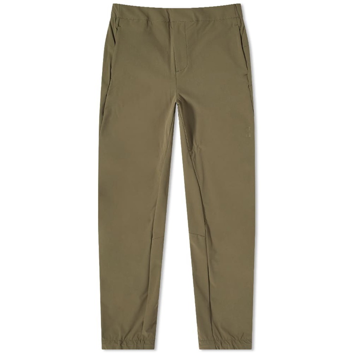 Photo: ON Men's Running Active Pant in Olive
